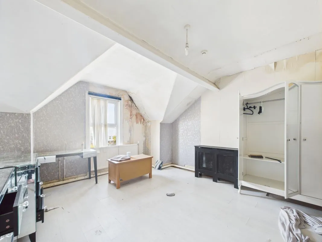 Station Avenue, Bridlington, East Yorkshire, YO16 4LZ - Online Auctions
