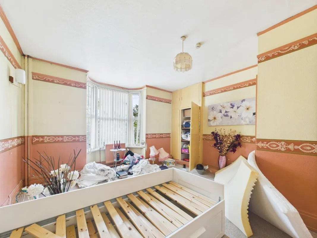 Station Avenue, Bridlington, East Yorkshire, YO16 4LZ - Online Auctions