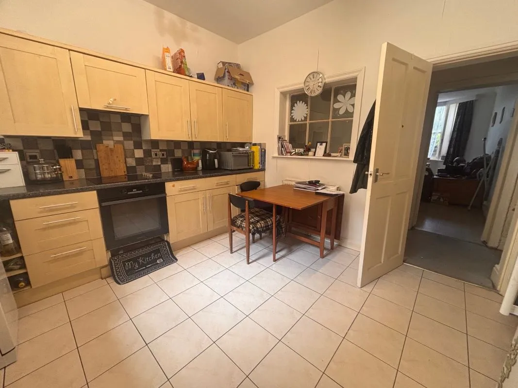 Esplanade, Scarborough, North Yorkshire, YO11 2AY - Online Auctions