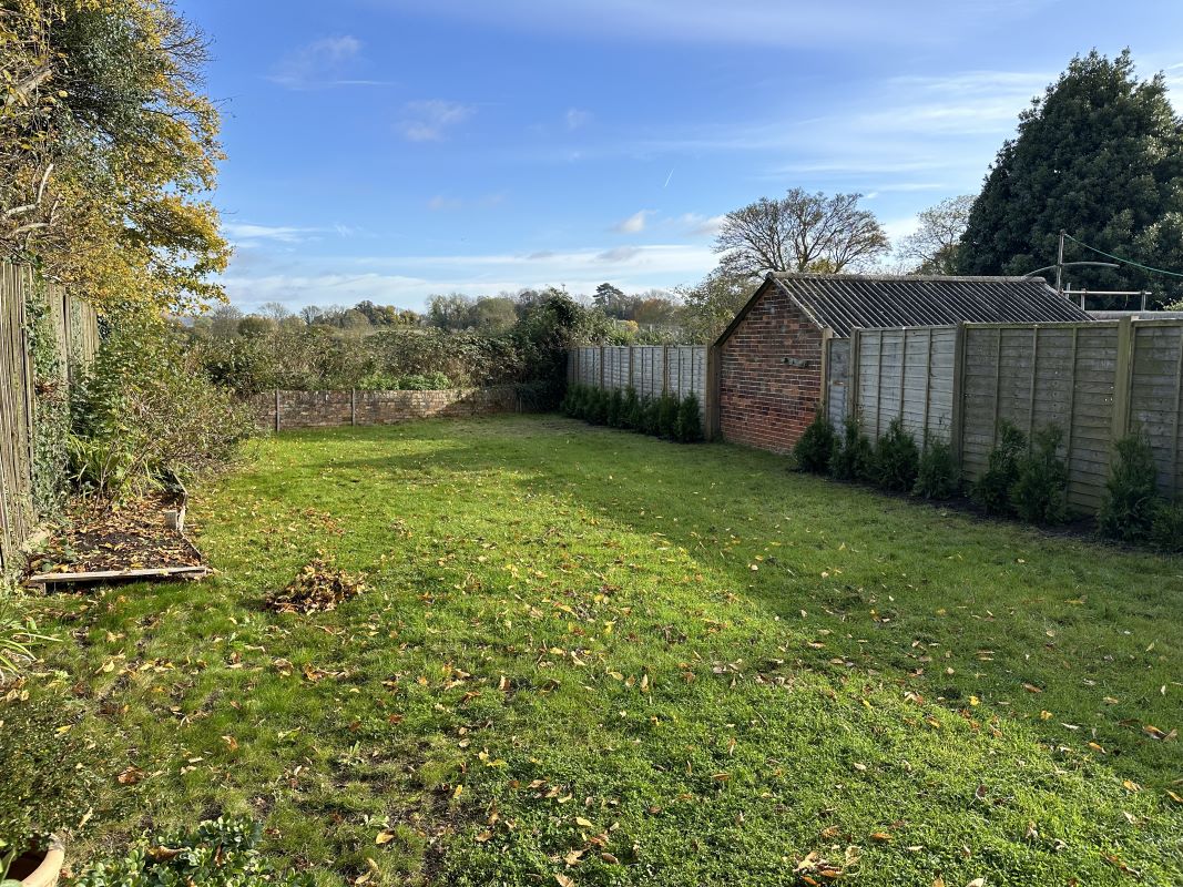 London Road, Sevenoaks, Kent, TN13 2TQ - Online Auctions