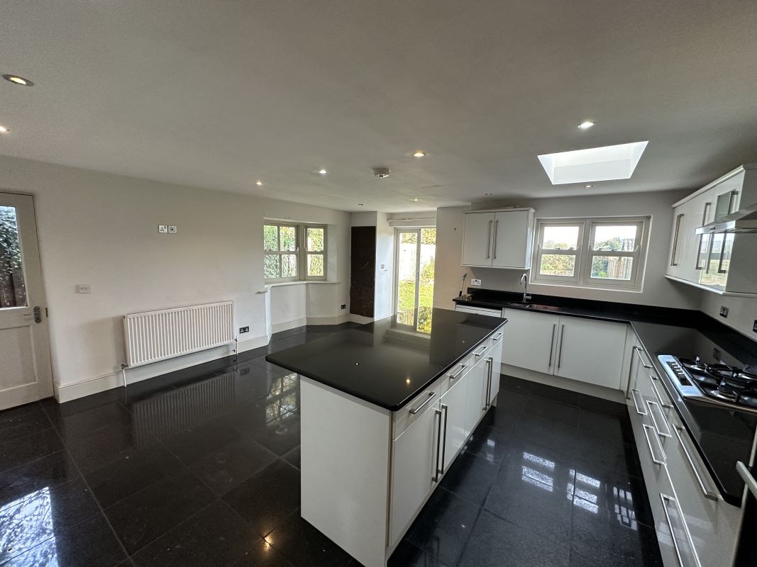 London Road, Sevenoaks, Kent, TN13 2TQ - Online Auctions