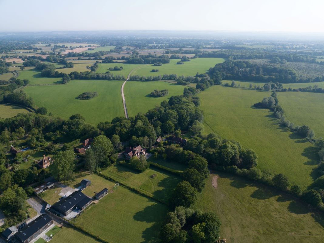 Ashford, Kent, TN27 8HF - Online Auctions