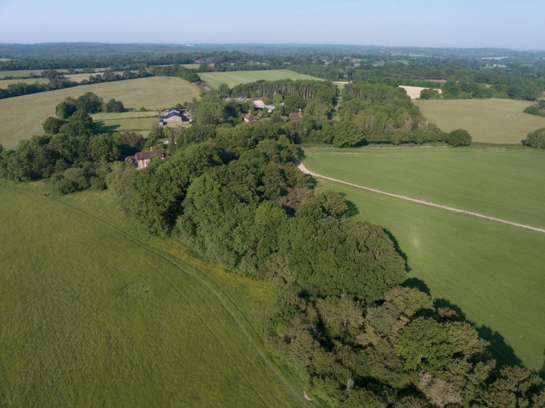 Ashford, Kent, TN27 8HF - Online Auctions