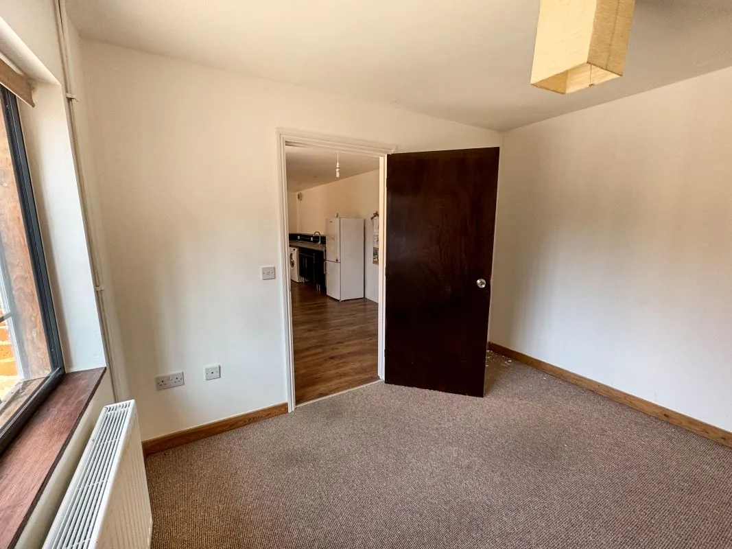 Canterbury, Kent, CT1 3JP - Online Auctions