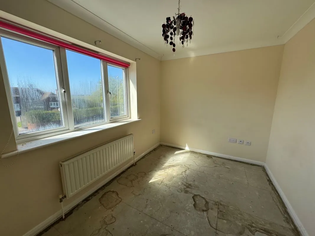 Halfway Road, Sheerness, Kent, ME12 3AA - Online Auctions