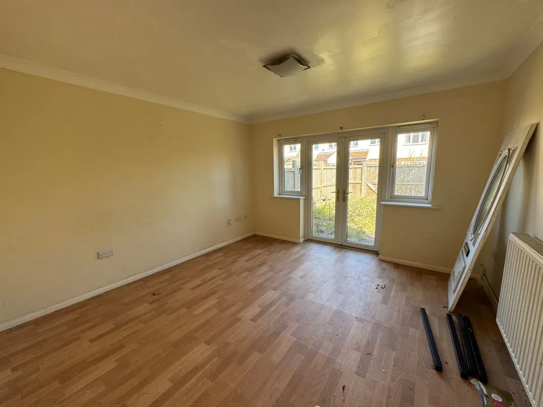Halfway Road, Sheerness, Kent, ME12 3AA - Online Auctions