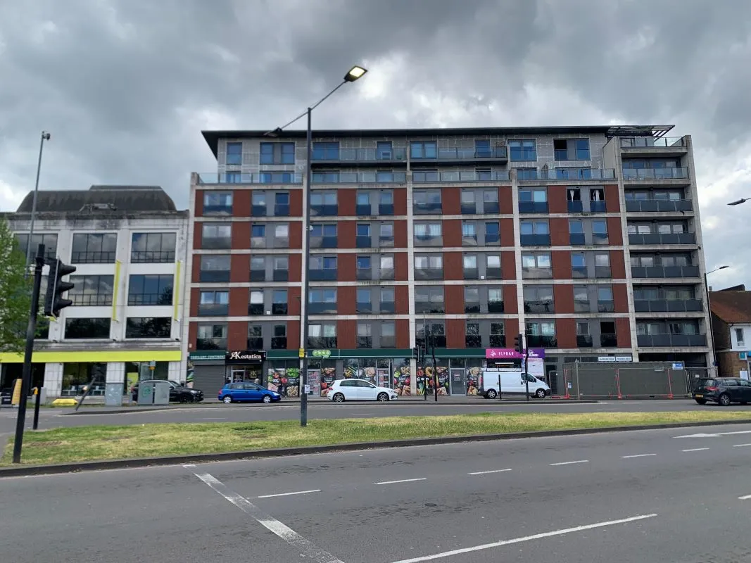 26 High Street, Slough, Buckinghamshire, SL1 1EP - Online Auctions