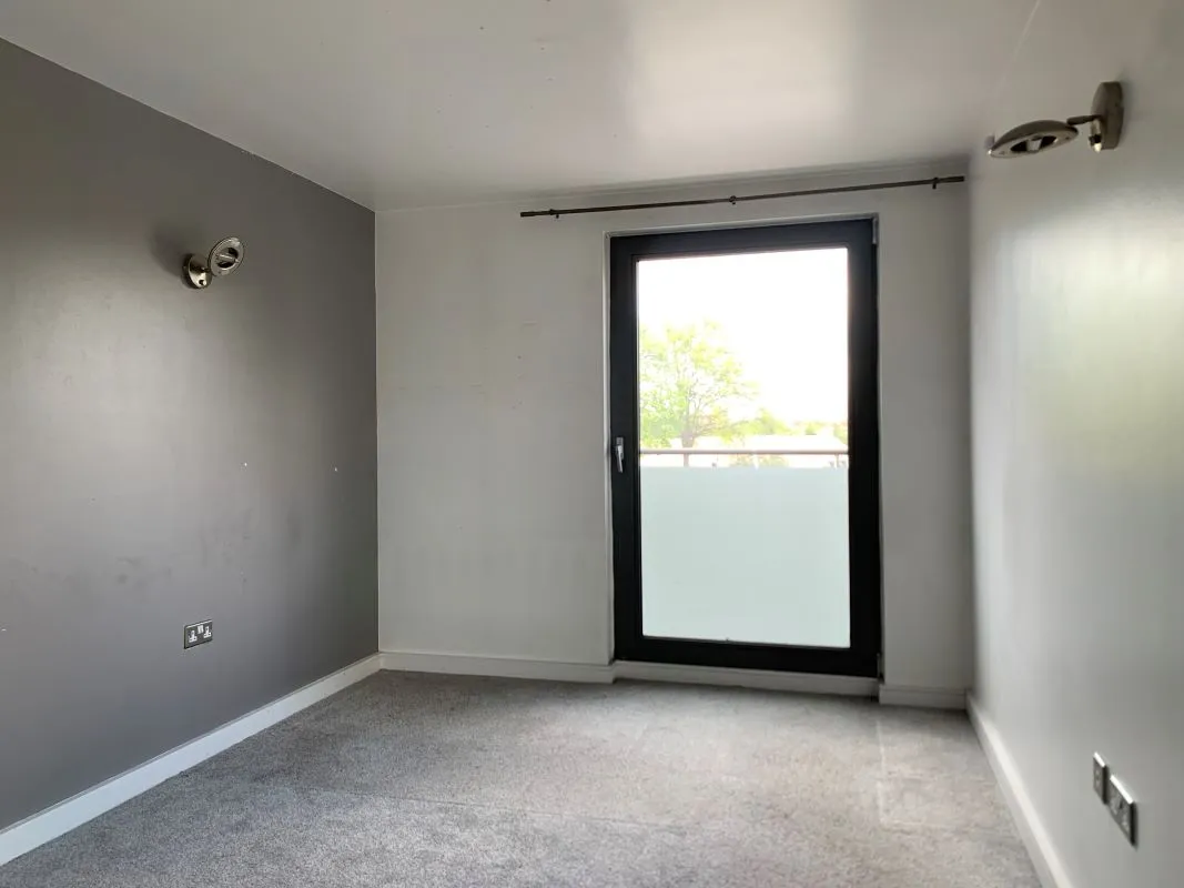 26 High Street, Slough, Buckinghamshire, SL1 1EP - Online Auctions