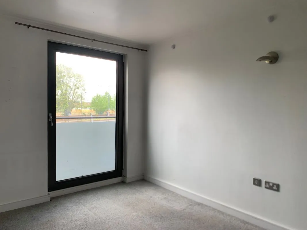 26 High Street, Slough, Buckinghamshire, SL1 1EP - Online Auctions
