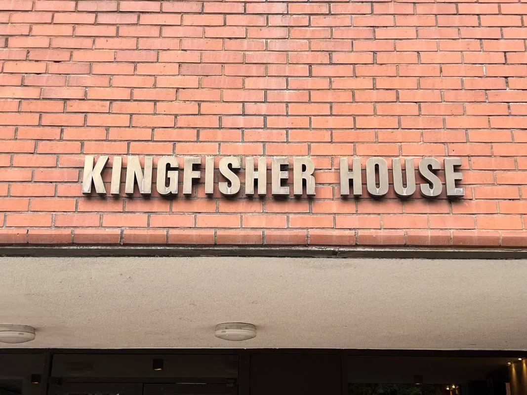 Kingfisher House, Aylesbury, Buckinghamshire, HP21 7FS - Online Auctions