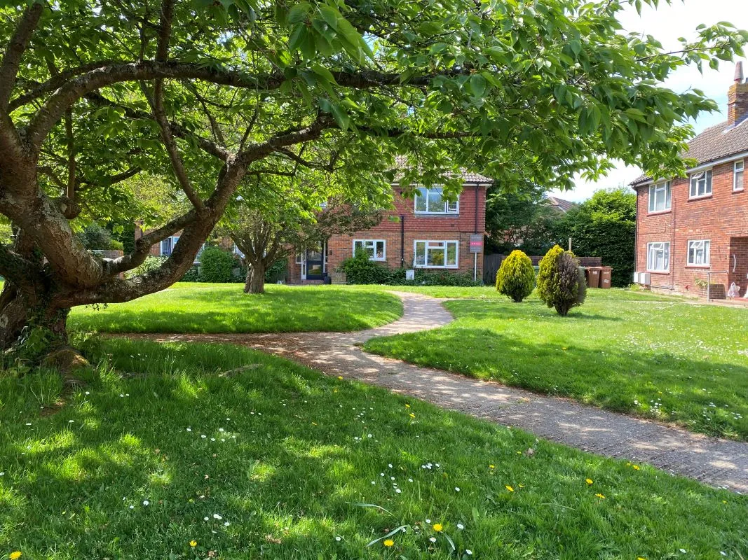 Five Oak Green, Tonbridge, Kent, TN12 6RD - Online Auctions