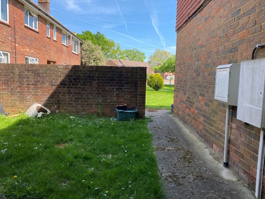 Five Oak Green, Tonbridge, Kent, TN12 6RD - Online Auctions