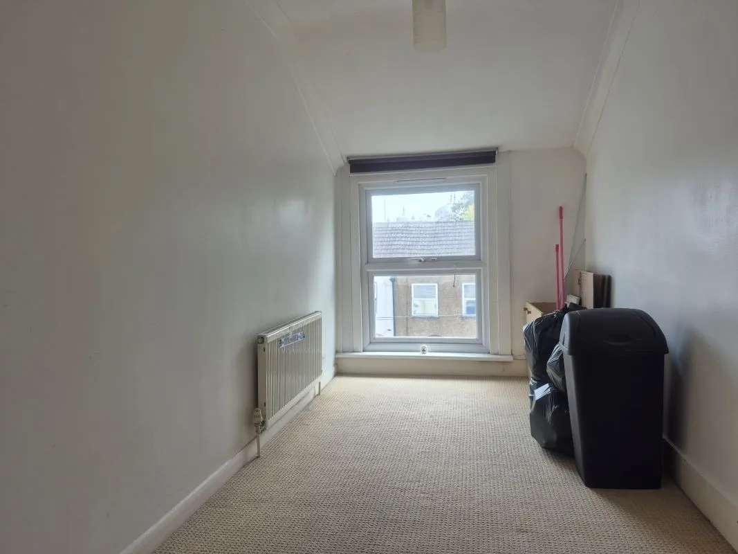 133 Wellington Street, Gravesend, Kent, DA12 1JE - Online Auctions