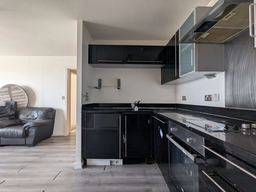 Providence House, Maidenhead, Berkshire, SL6 8BF - Online Auctions
