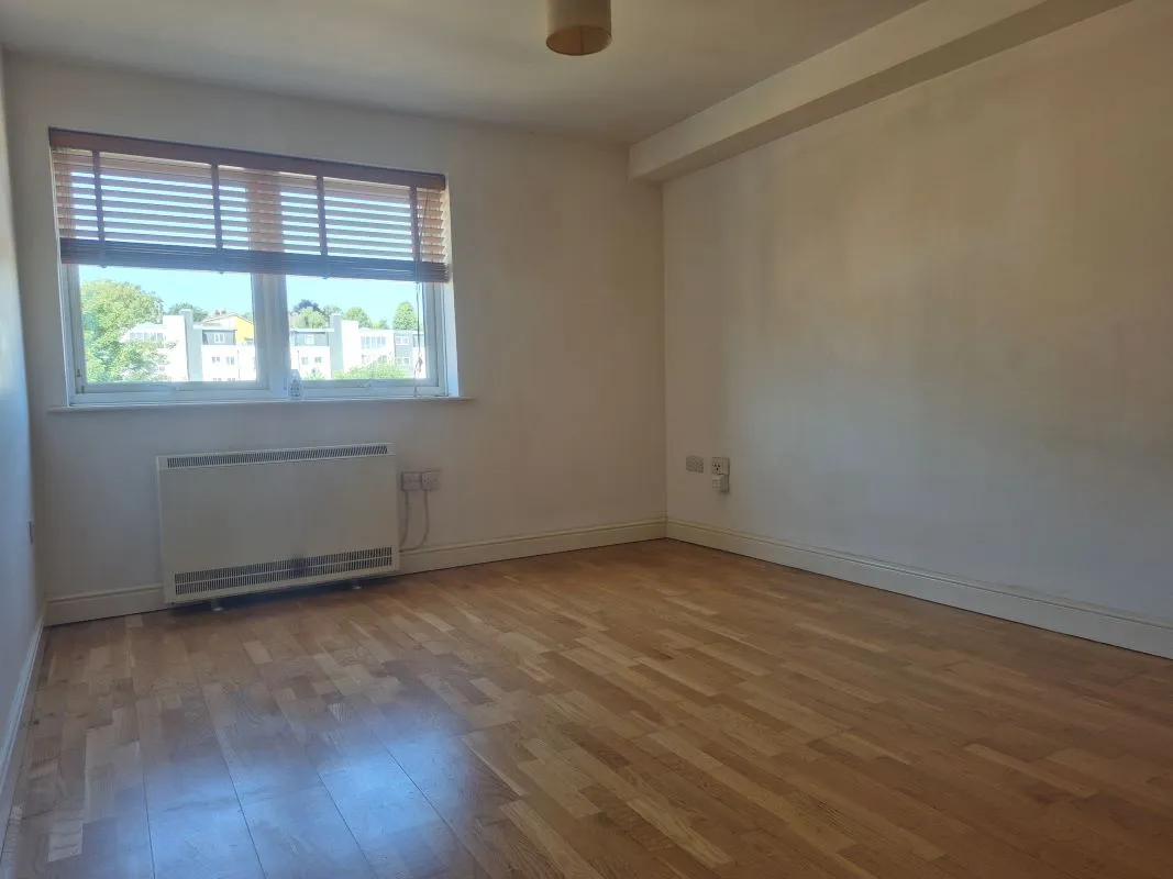Scotney Gardens, Maidstone, Kent, ME16 0GR - Online Auctions