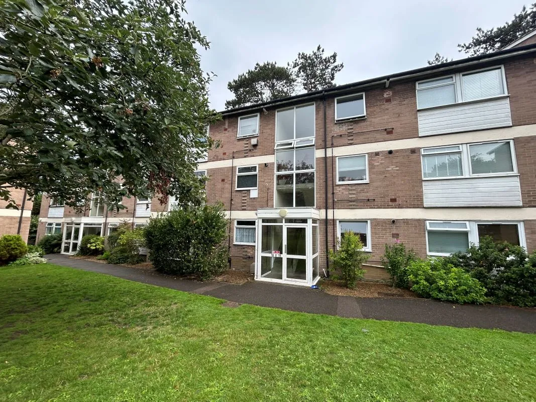 Pine Lodge, Maidstone, Kent, ME16 8TA - Online Auctions