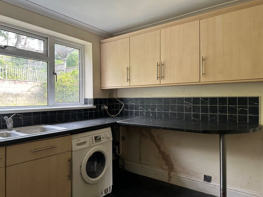High Wycombe, Buckinghamshire, HP13 6EY - Online Auctions