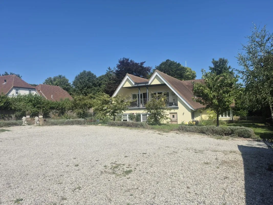 The Street, Canterbury, Kent, CT3 1LN - Online Auctions