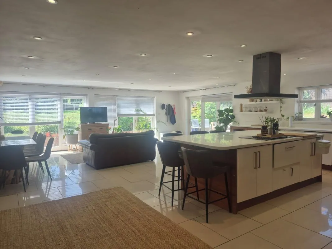 The Street, Canterbury, Kent, CT3 1LN - Online Auctions