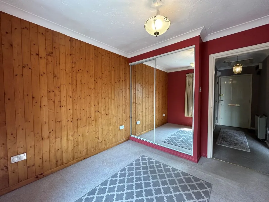 Collingwood House, Greenhithe, Kent, DA9 9EE - Online Auctions