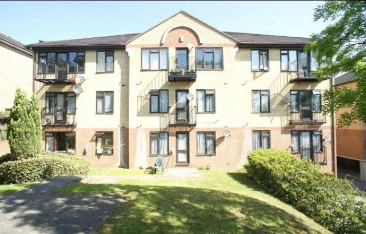 Collingwood House, Greenhithe, Kent, DA9 9EE - Online Auctions