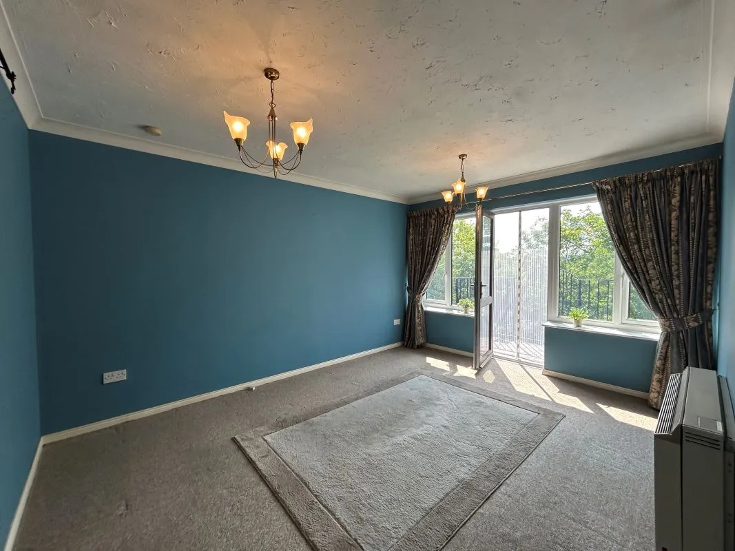 Collingwood House, Greenhithe, Kent, DA9 9EE - Online Auctions