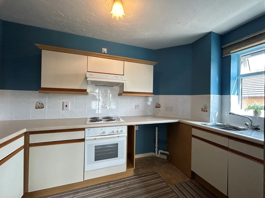 Collingwood House, Greenhithe, Kent, DA9 9EE - Online Auctions