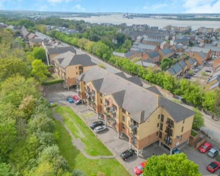 Collingwood House, Greenhithe, Kent, DA9 9EE - Online Auctions