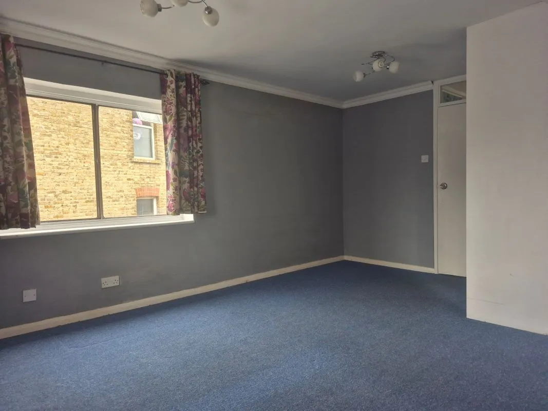 Herne Bay, Kent, CT6 5LN - Online Auctions