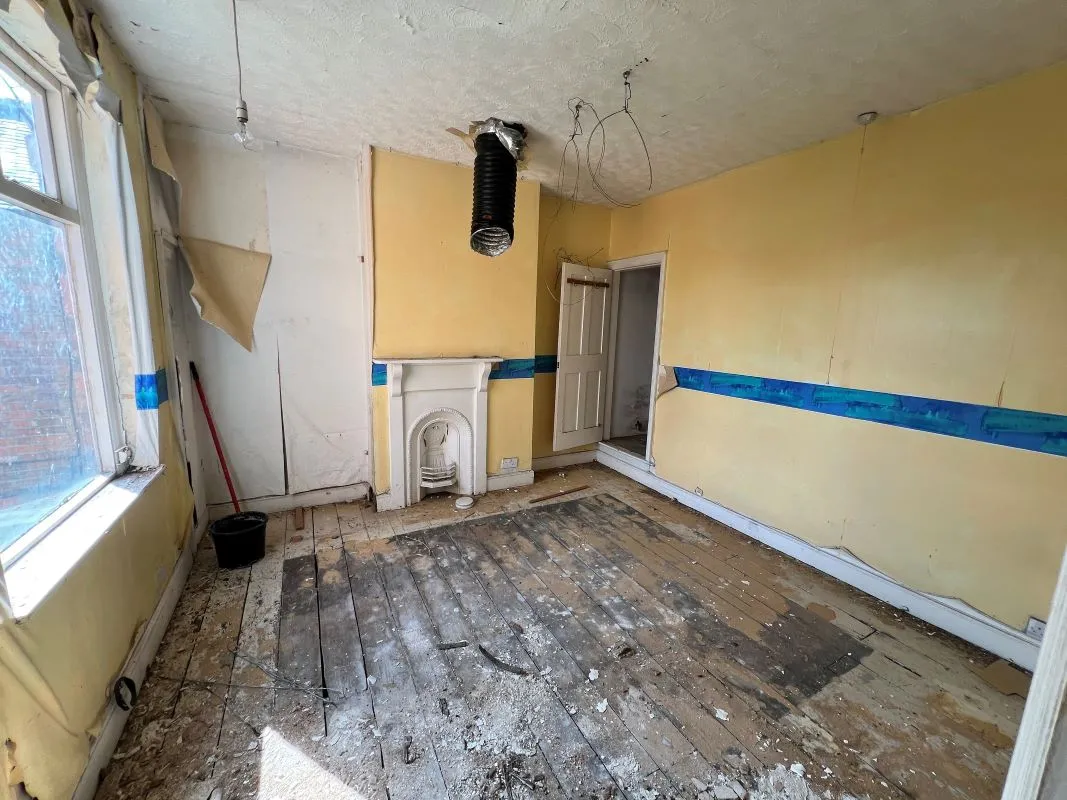 Leicester, Leicestershire, LE4 5QE - Online Auctions