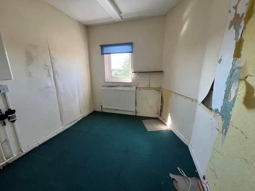 Property for Auction in Leicestershire - 50 Highfield Street, Coalville, Leicestershire LE67 3BL