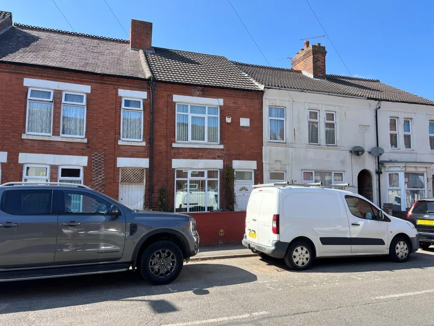 Property for Auction in Leicestershire - 50 Highfield Street, Coalville, Leicestershire LE67 3BL