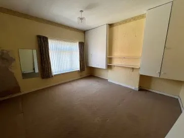 Property for Auction in Leicestershire - 50 Highfield Street, Coalville, Leicestershire LE67 3BL