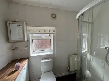 Property for Auction in Leicestershire - 50 Highfield Street, Coalville, Leicestershire LE67 3BL