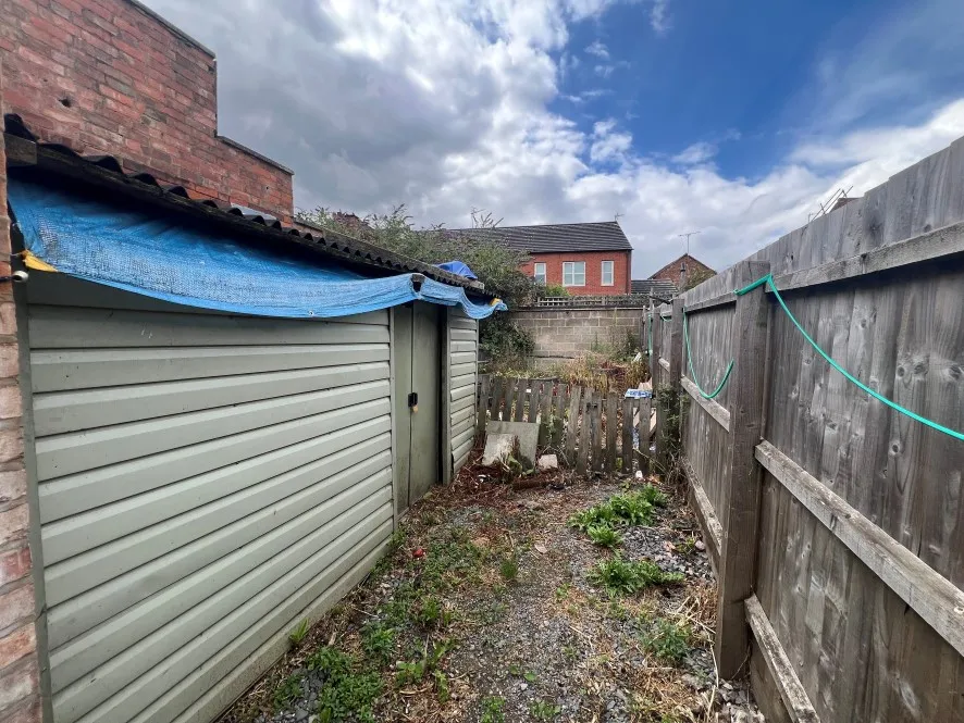 Property for Auction in Leicestershire - 9 Percy Road, Leicester, Leicestershire LE2 8FP