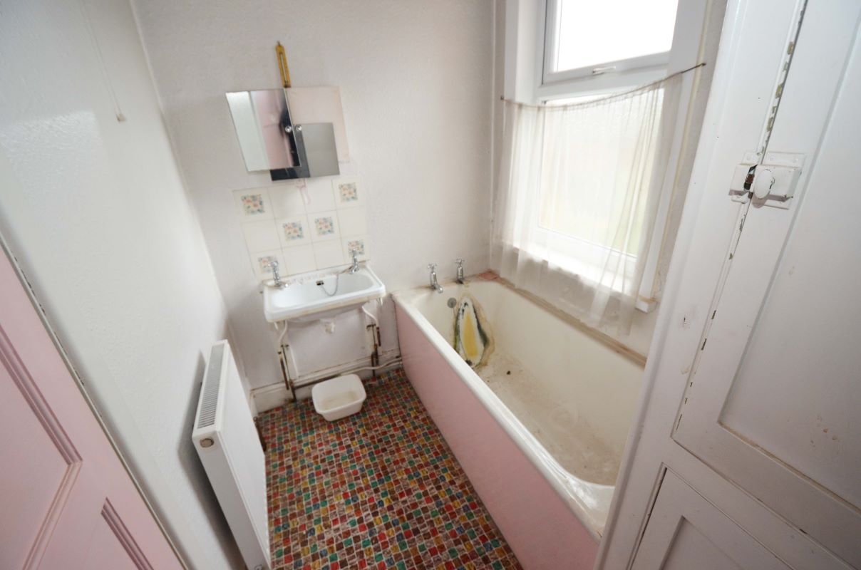 Fosse Road North, Leicester, Leicestershire, LE3 5ER - Online Auctions