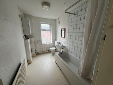 Property for Auction in Leicestershire - 77 Richmond Road, Aylestone, Leicester, Leicestershire LE2 8BB