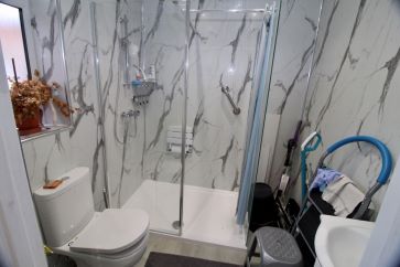 Property for Auction in Leicestershire - 24 Abney Street, Highfields, Leicester, Leicestershire LE5 5AA
