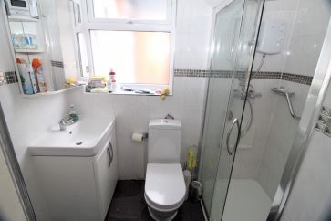Property for Auction in Leicestershire - 24 Abney Street, Highfields, Leicester, Leicestershire LE5 5AA