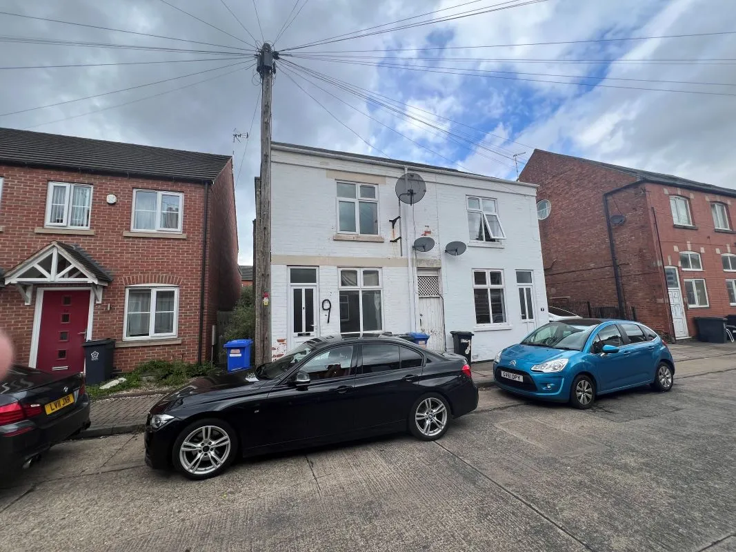 Leicester, Leicestershire, LE2 8FP - Online Auctions