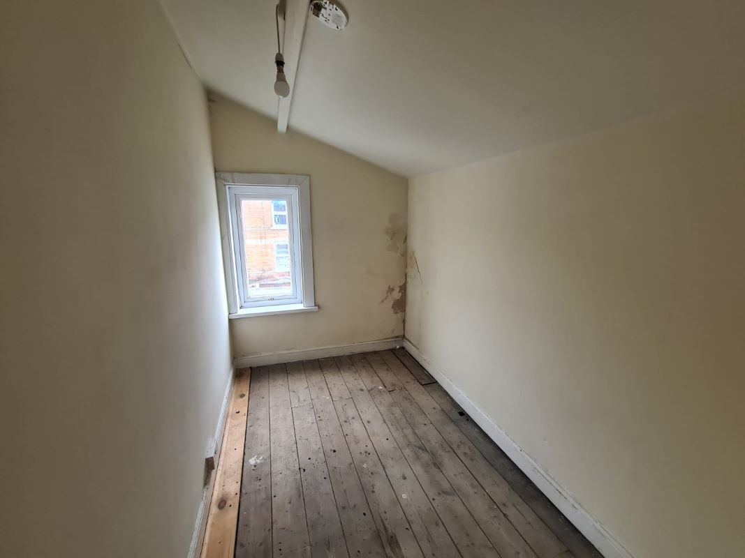 Cross Street, Lincoln, Lincolnshire, LN5 7UX - Online Auctions