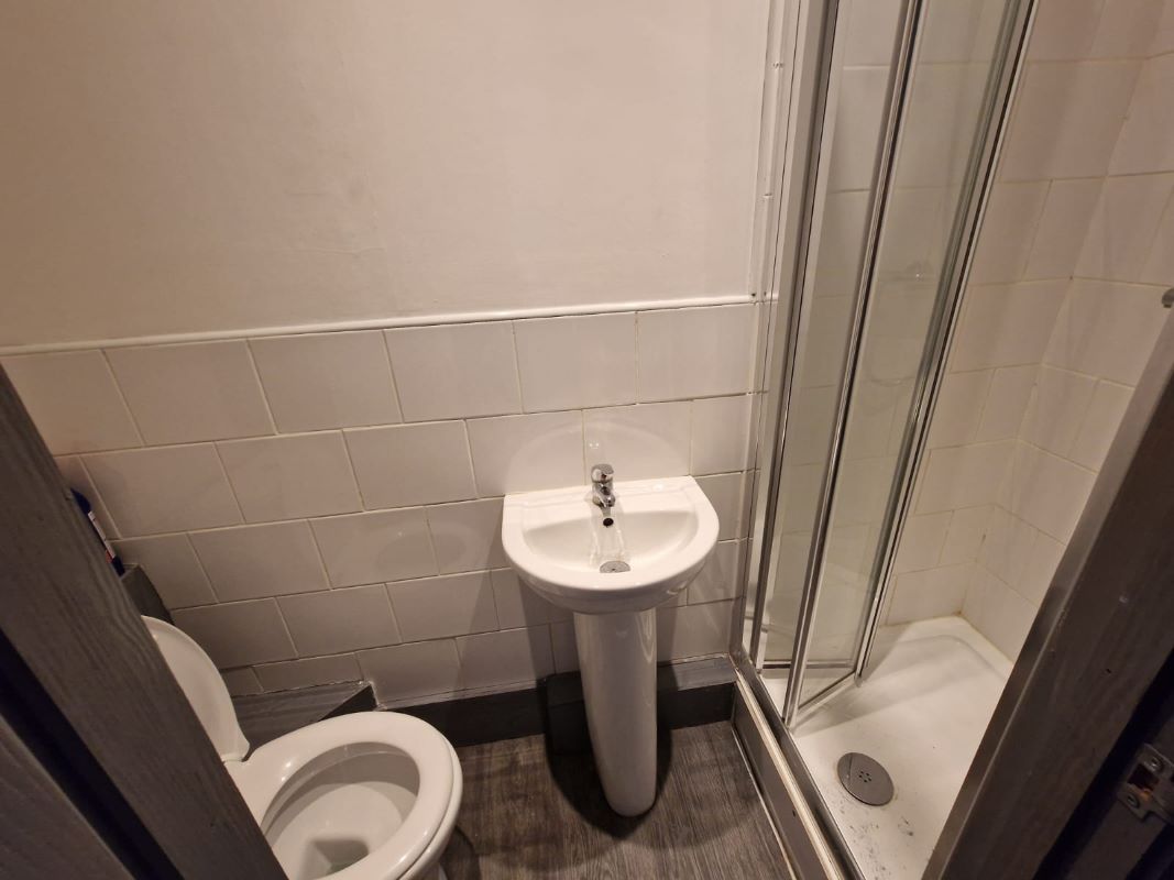 Doncaster, South Yorkshire, DN5 9SL - Online Auctions