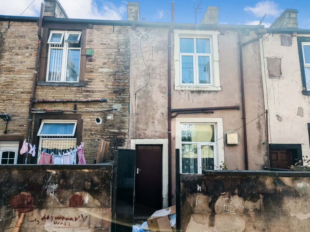 Saxon Street, Burnley, Lancashire, BB10 1AE - Online Auctions