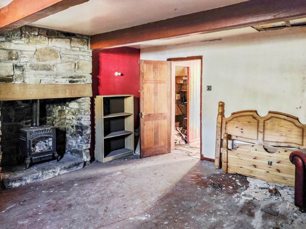 Bacup, Lancashire, OL13 9NW - Online Auctions