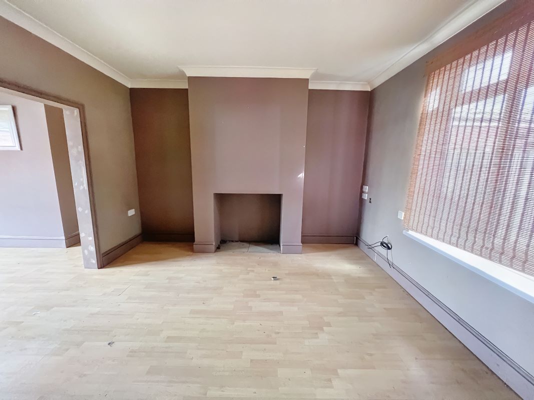 Highfields, Doncaster, South Yorkshire, DN6 7JJ - Online Auctions