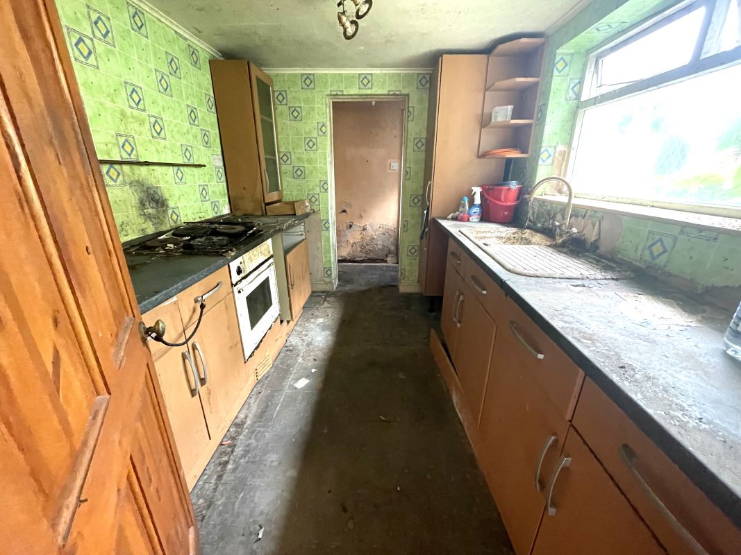 Grimsby, South Humberside, DN32 9HY - Online Auctions