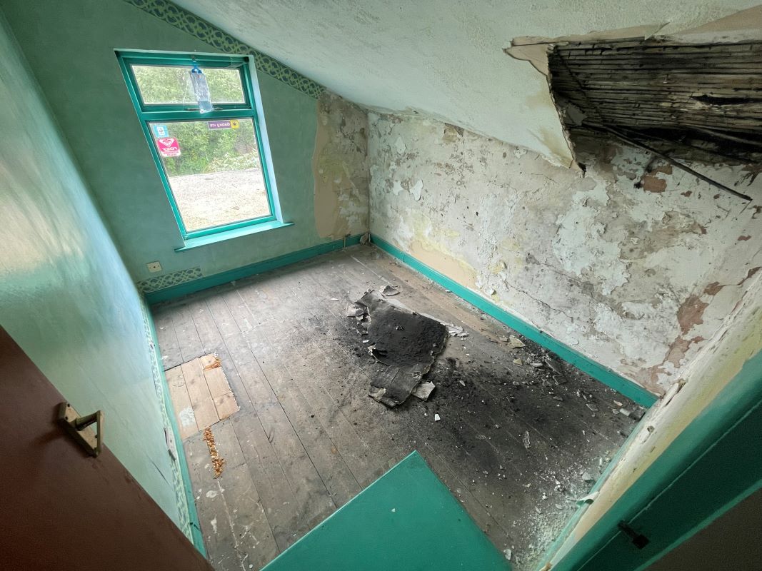Grimsby, South Humberside, DN32 9HY - Online Auctions