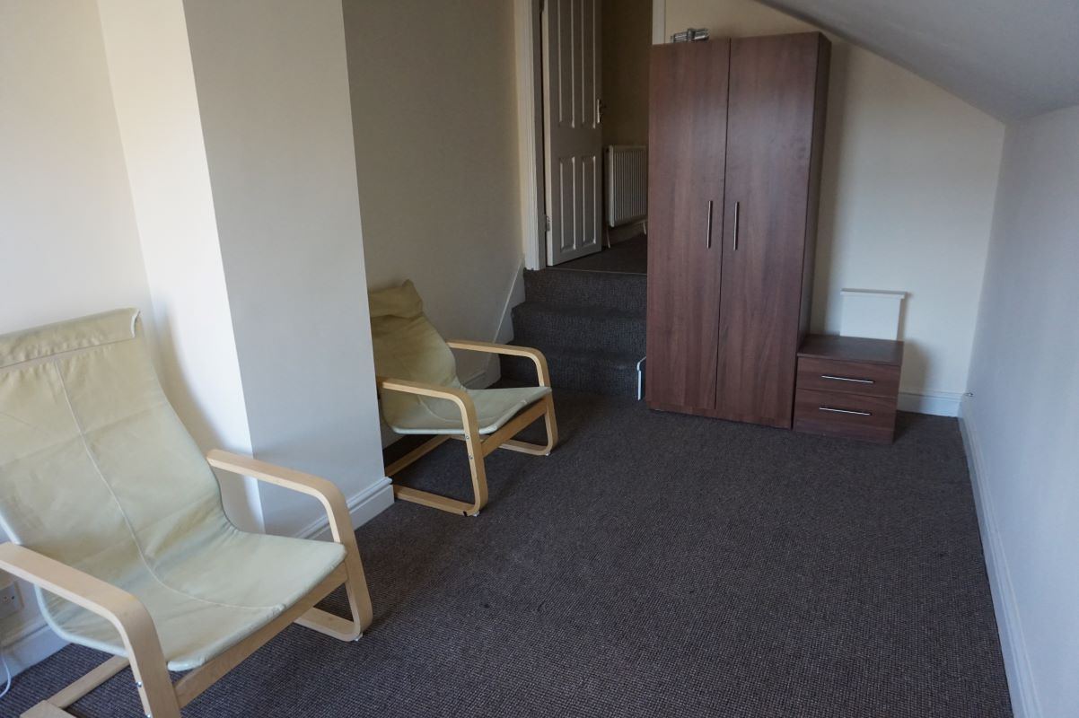 Grimsby, South Humberside, DN32 7NX - Online Auctions