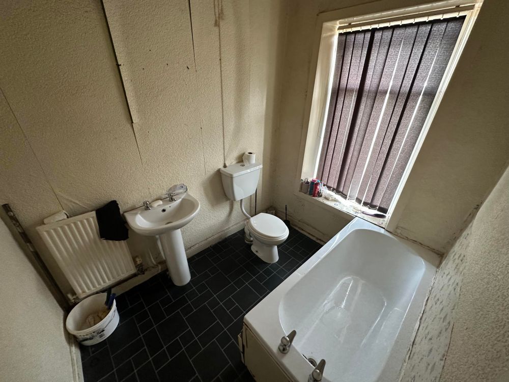 Copley Street, Bradford, West Yorkshire, BD5 9HX - Online Auctions