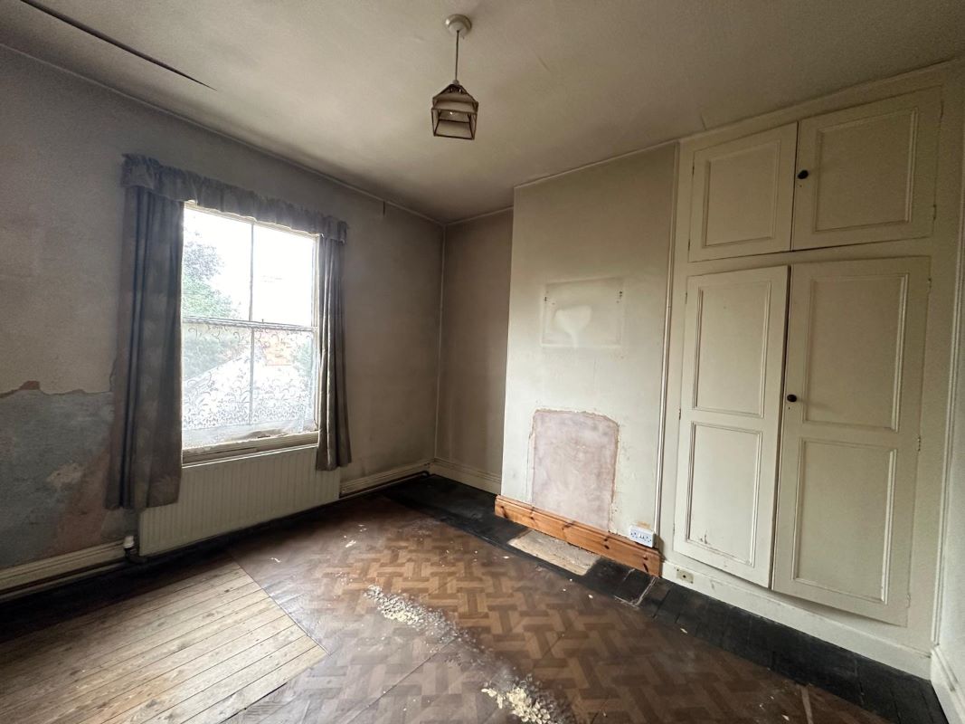Gainsborough, Lincolnshire, DN21 2HD - Online Auctions